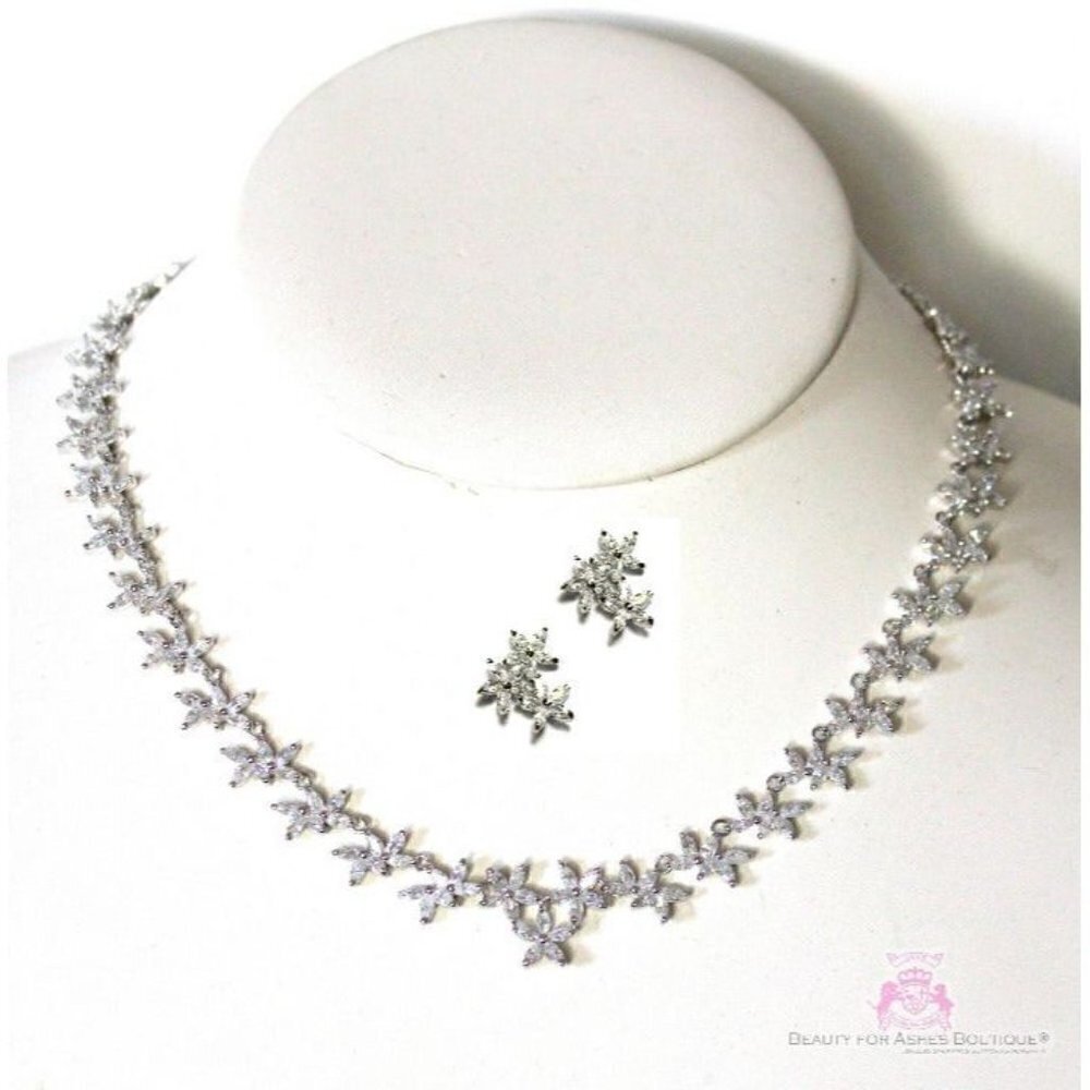Dainty Clear Floral Flowers Prom Bridesmaid Wedding Choker Necklace